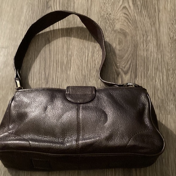 The Sak Pink Label 💯 % Leather Metallic Dark Silver/Brown Shoulder Purse 👛. - Picture 6 of 13